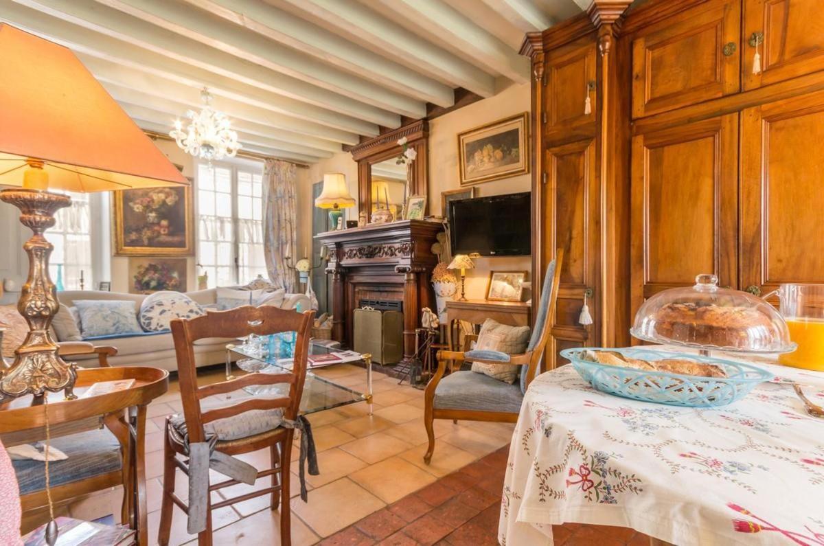 La Maison Bleue Arquian Eksteriør billede