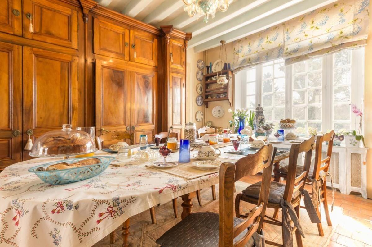 La Maison Bleue Arquian Eksteriør billede