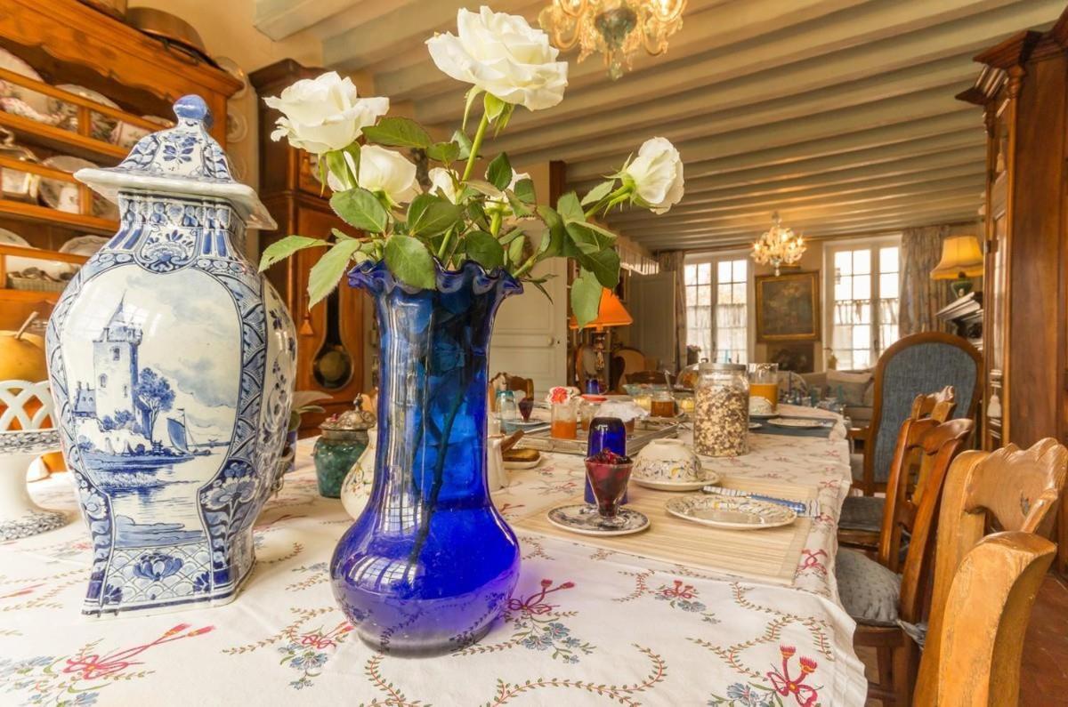 La Maison Bleue Arquian Eksteriør billede