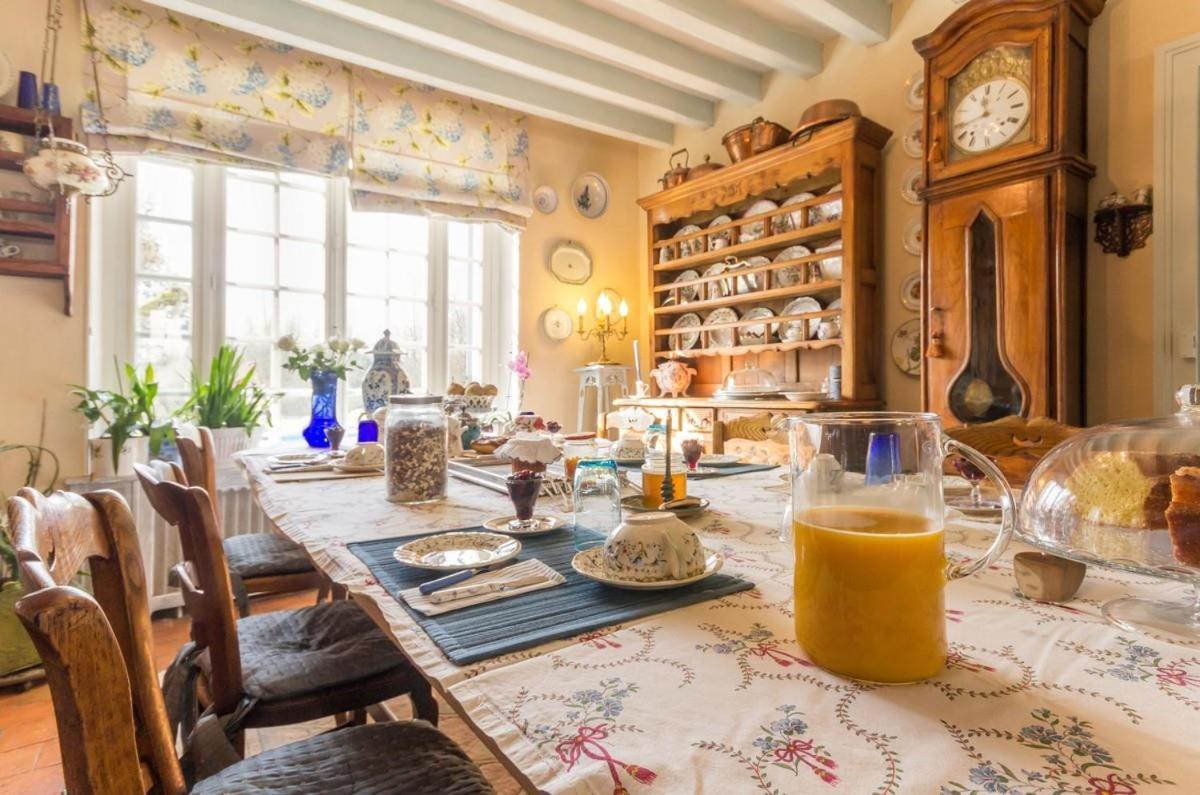 La Maison Bleue Arquian Eksteriør billede