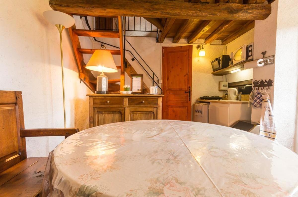 La Maison Bleue Arquian Eksteriør billede